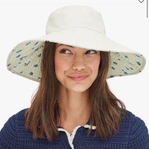 Kate Spade New York reversible bucket hat in French Cream at Nordstrom